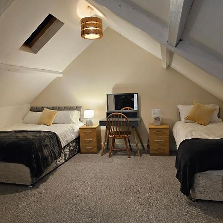 Skyline Queen'S Suites 203 Swansea Buitenkant foto