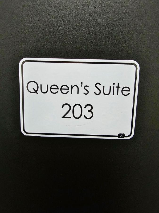 Skyline Queen'S Suites 203 Swansea Buitenkant foto