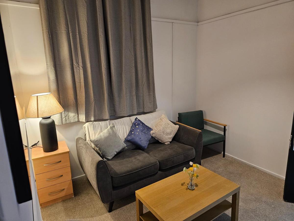 Skyline Queen'S Suites 203 Swansea Buitenkant foto