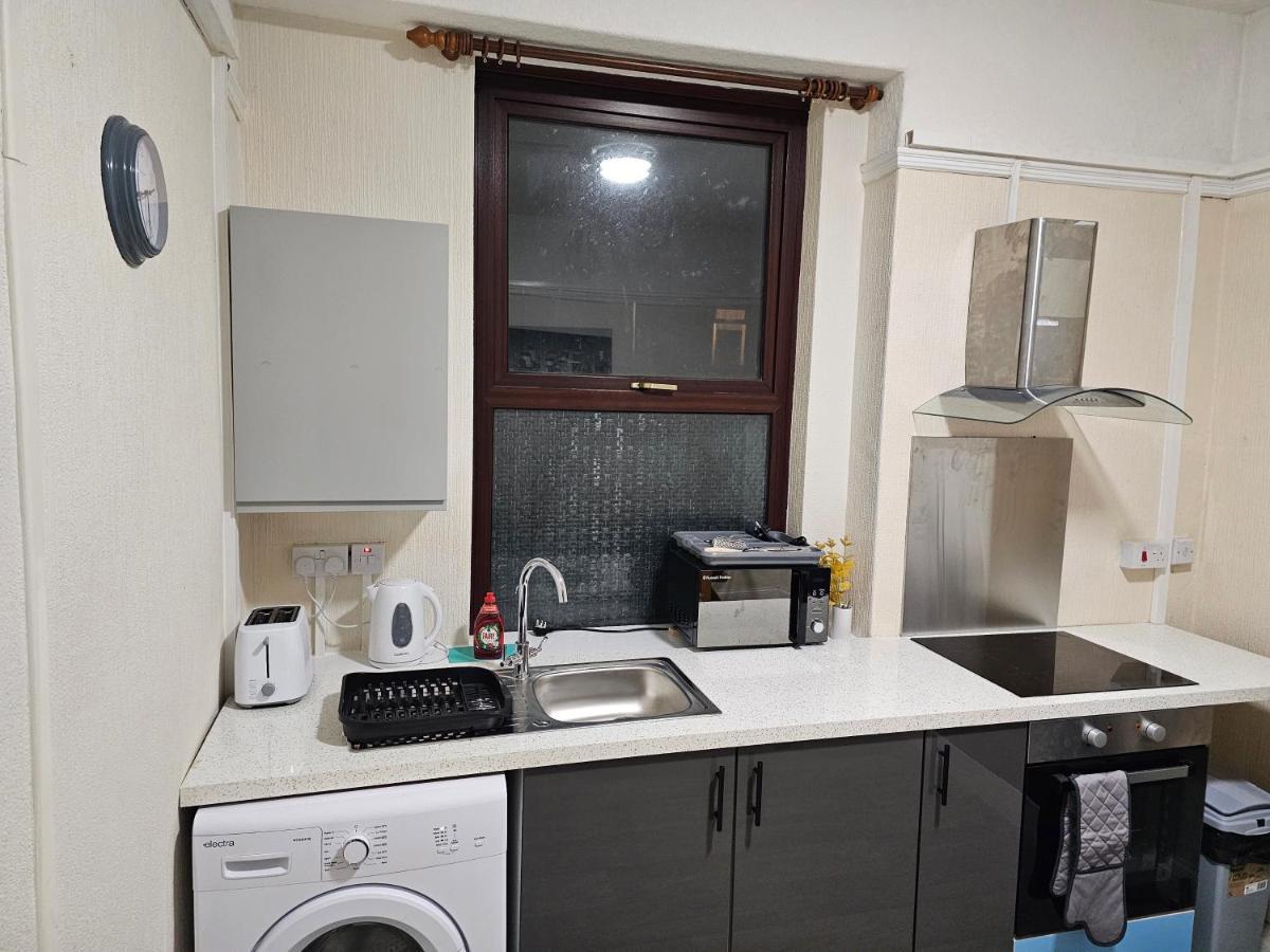 Skyline Queen'S Suites 203 Swansea Buitenkant foto
