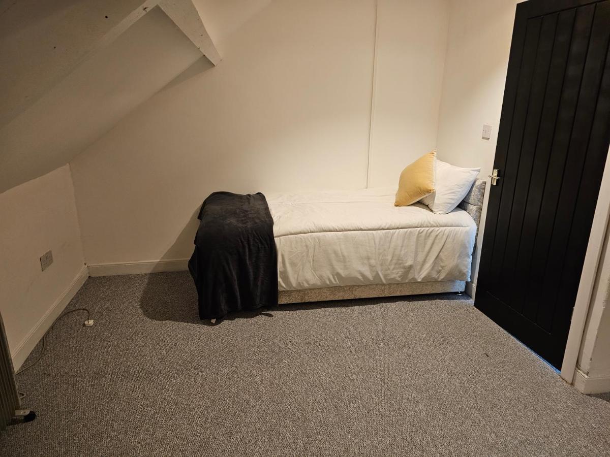 Skyline Queen'S Suites 203 Swansea Buitenkant foto